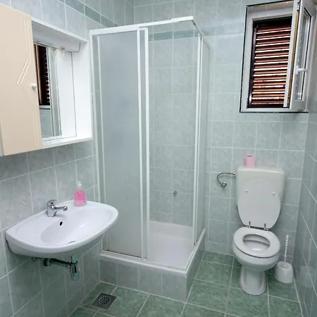 By The Sea Bilo, Primosten - 4806